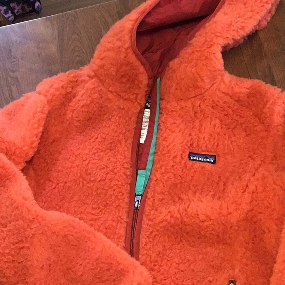 Patagonia orange hooded teddy bear fleece jacket